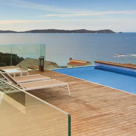 Nyaraló Four-bedroom Holiday In *